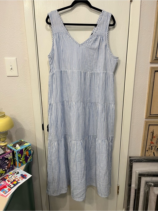 Quince Dresses & Skirts - Quince 100% Organic Cotton Gauze Tiered Maxi Dress Blue & White Stripe Large